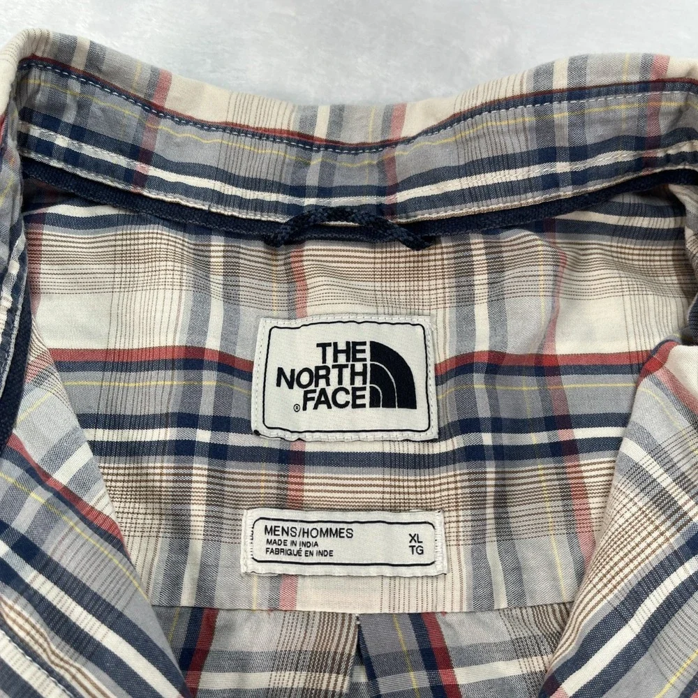 The North Face Short Sleeve Button Up Shirt Mens XL Plaid Pocket Casual Summer